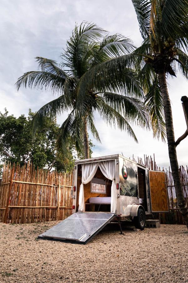 El Buho Bacalar Eco-Cabanas Hostal Екстериор снимка