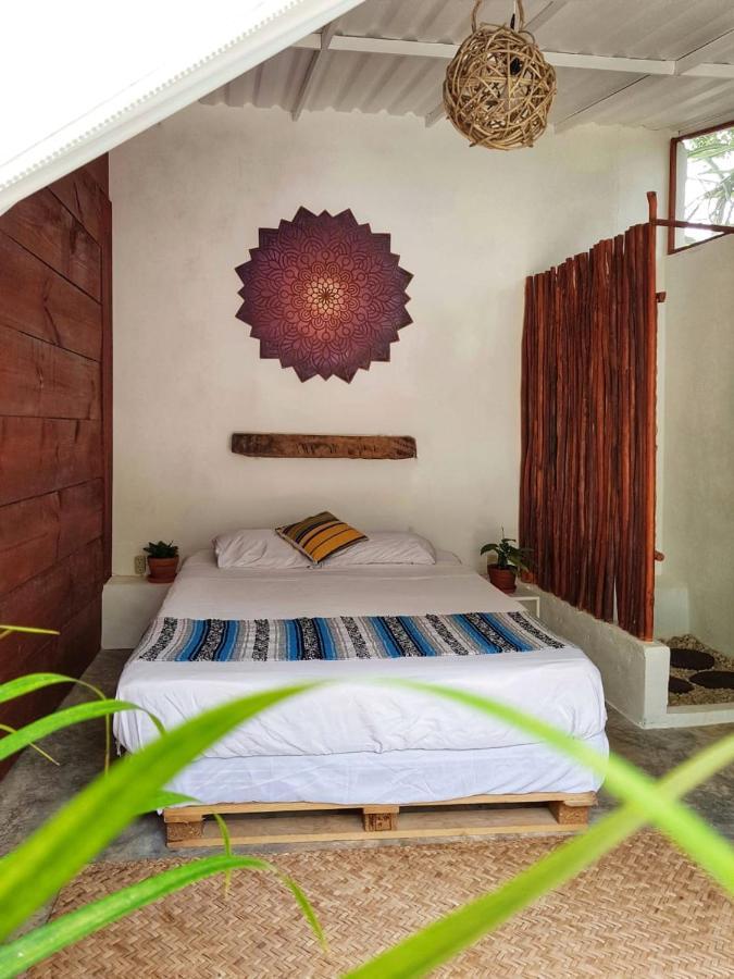 El Buho Bacalar Eco-Cabanas Hostal Екстериор снимка